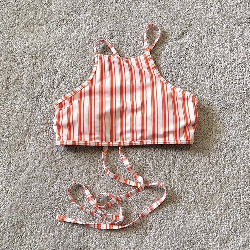Cupshe High Neck Swim Top